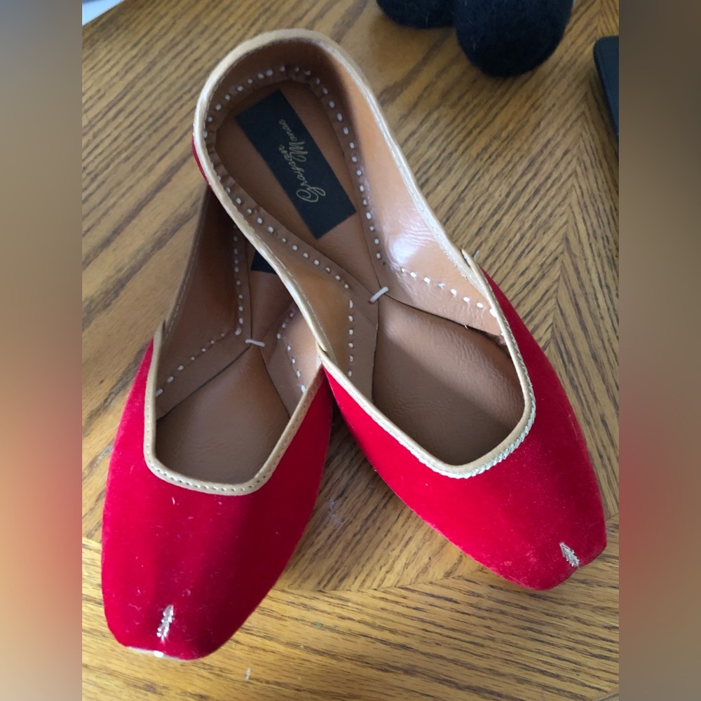 Ballet flats